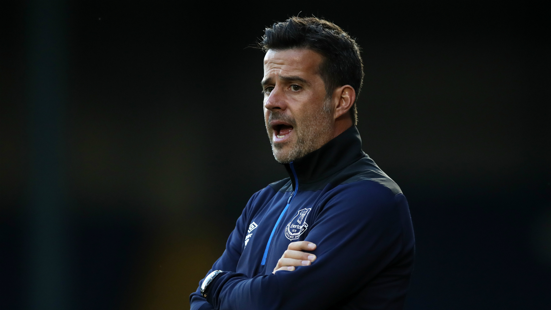 球的不断发 球的不断发