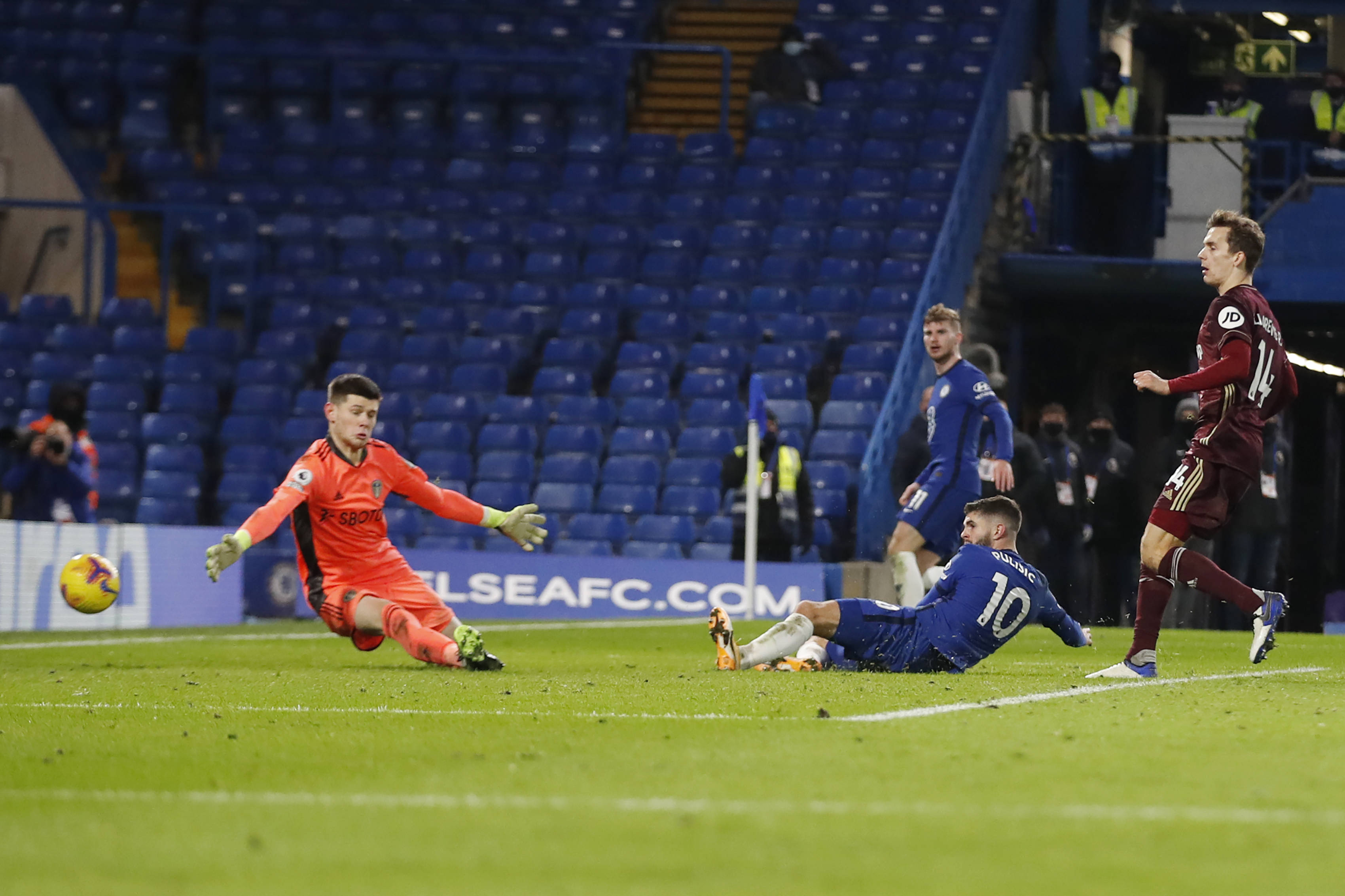 贝尔在加盟 贝尔在加盟